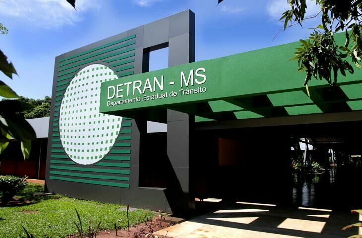 Imagem de compartilhamento para o artigo Atenção condutores: Detran-MS prorroga prazo do licenciamento para placas finais 1, 2 e 3 da MS Todo dia